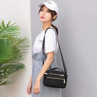 ブラック 防水 多機能 大容量 ショルダーバッグ トートバッグ 防水ナイロン 2wayバック 通学 通勤 ビジネス 人気 軽量 手さげバッグ オールシーズン 無地 レディース