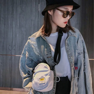 スポーティーな小物で旬の韓国コーデをゲットしよう♡